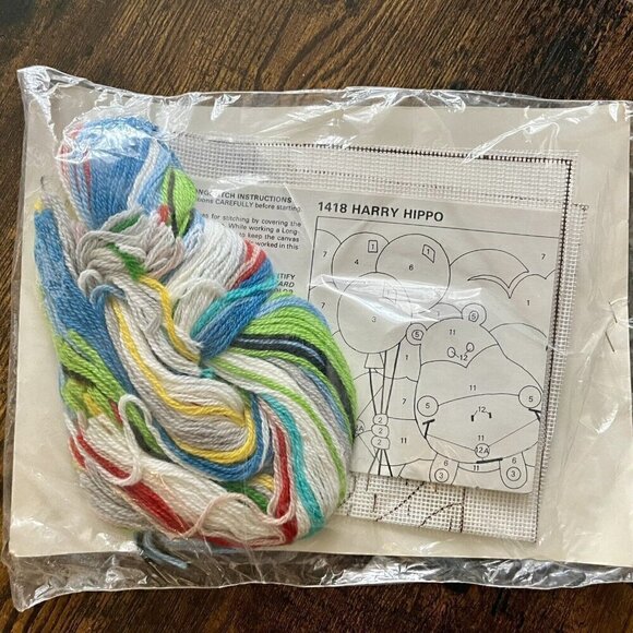 •SOLD•|The Creative Circle| Crewel Kit Harry Hippo 1418 Stitch Embroidery New - Picture 2 of 3